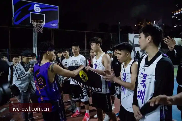 选秀夜前6小时，字母哥交易传闻下的快船棋局——从"5号签试训乐透末"这一反常细节全面解析